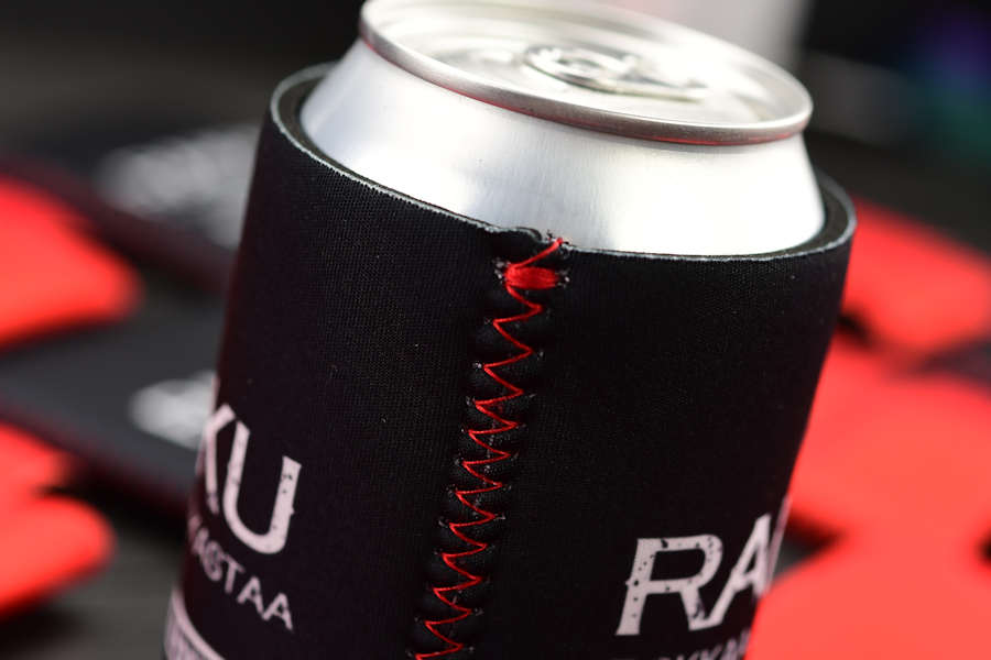 Logolla painettu neopreeni juomacooleri