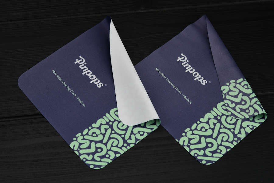 Mikrokuituliina kaksipuoleisella painatuksella