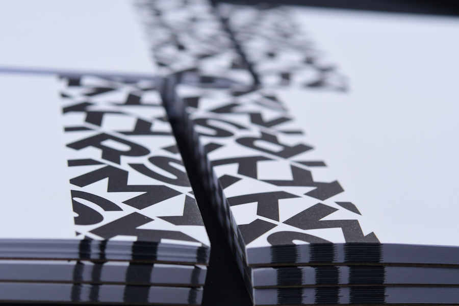 Liimasidotut muistilehtiöt omalla painatuksella