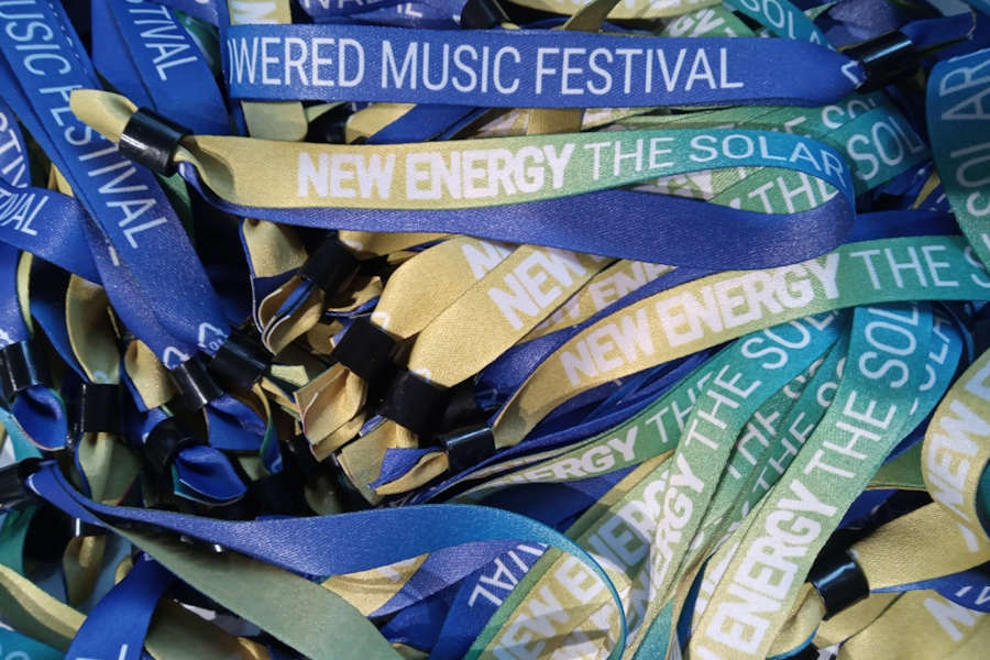 Kangasrannekkeet painettuna RPET kierrätysmuovista