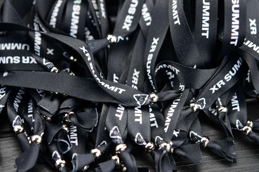 Kangasrannekkeet painettuna RPET kierrätysmuovista