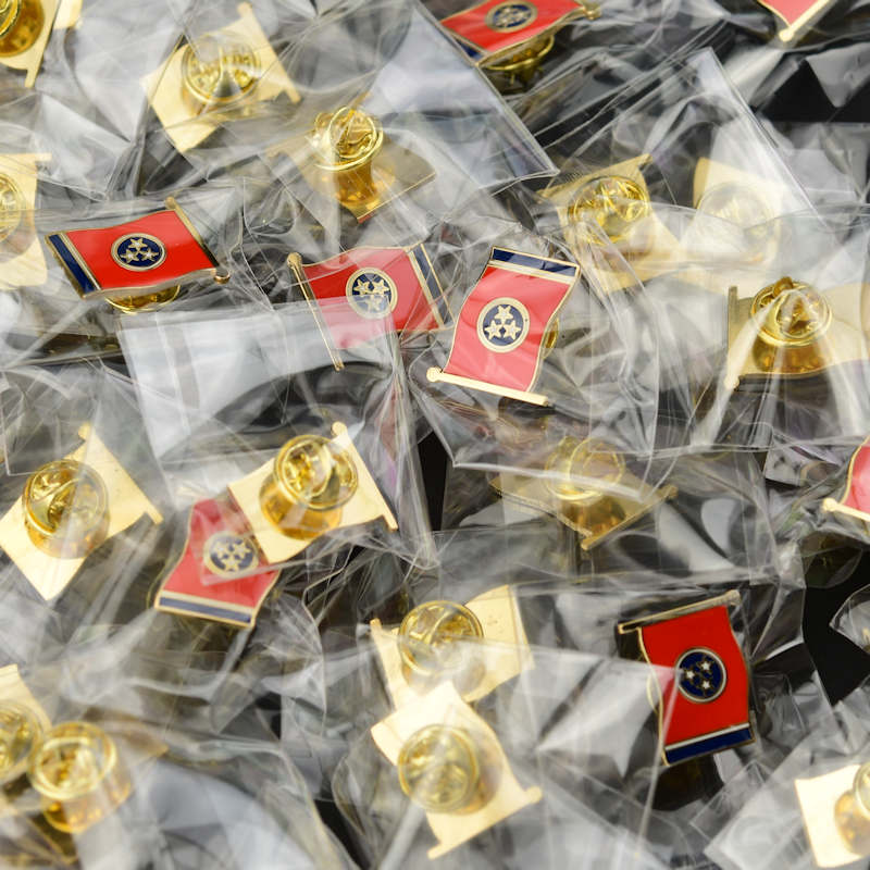 Tennessee Lippupinssi, metallinen