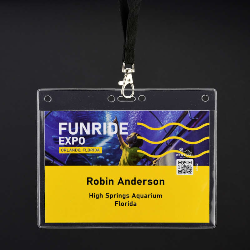 Kirkas A6 postikorttikokoinen vaakasuuntainen vinyylitasku