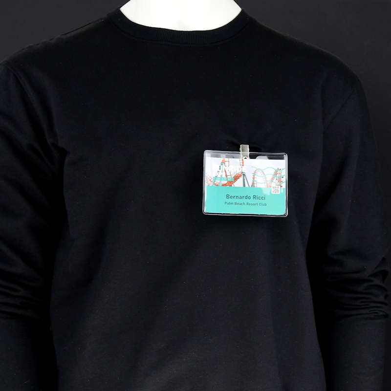 Kirkas Konferenssitasku valmiiksi kiinnitettävällä metalliklipsillä