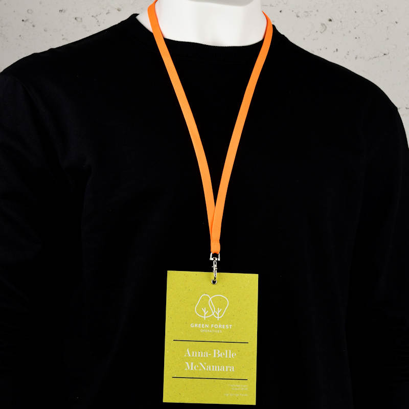 Oranssi Classic 10mm kaulanauha turvalukolla ja papukaijaklipsillä